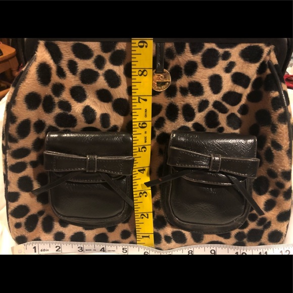 NECESSARY OBJECTS Faux leopard Fur Satchel. - Picture 8 of 16